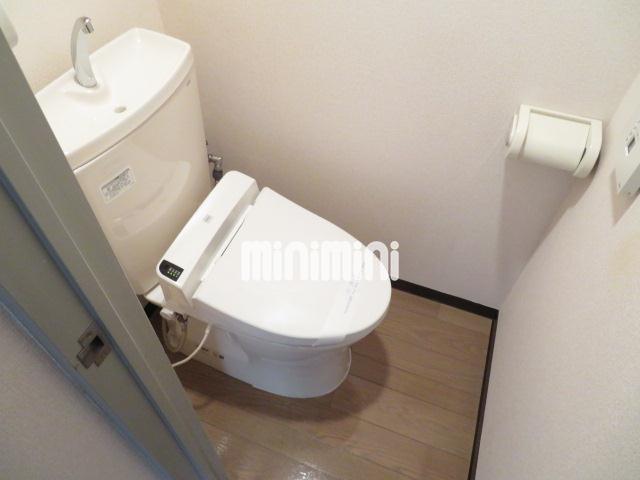 トイレ　温水洗浄便座