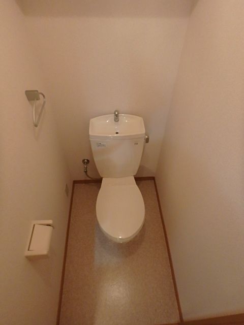 ラルジュ柳森のトイレ写真