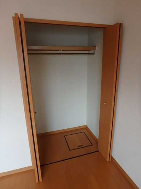 ラルジュ柳森の内装写真