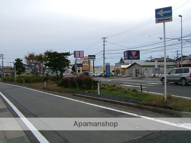 その他　前面道路（その他）まで0m