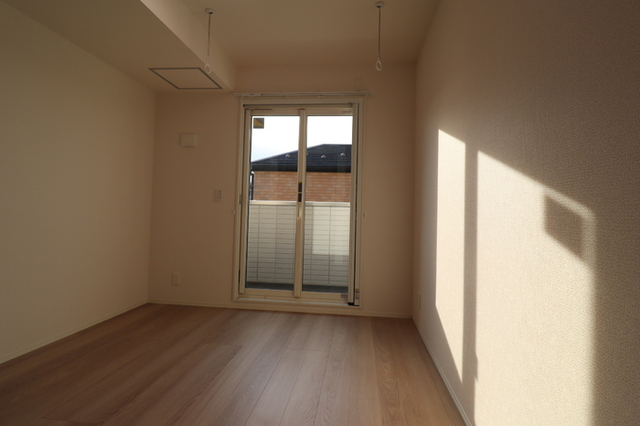 その他部屋・スペース　洋室５．８帖？