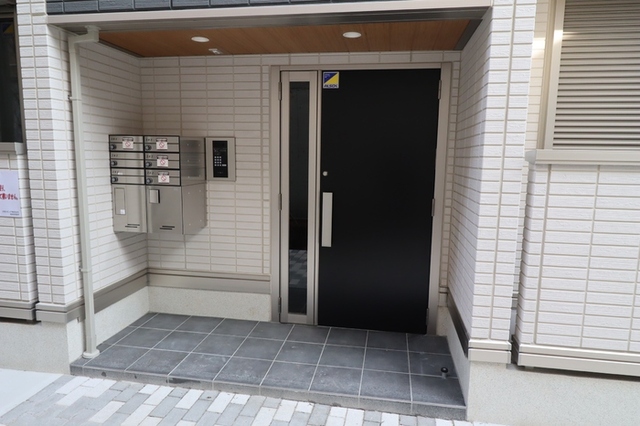 エントランス　エントランス