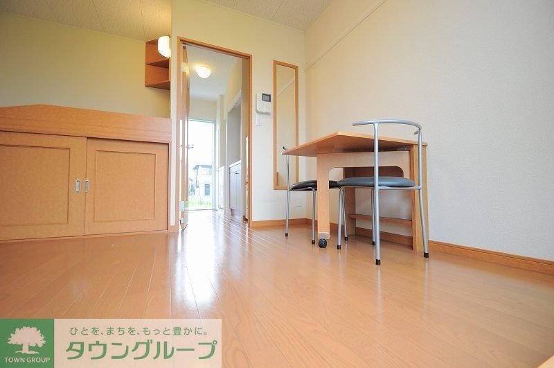 居室・リビング　※同タイプのお部屋の写真です