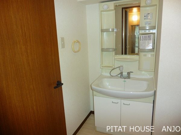 洗面設備　参考写真４０１