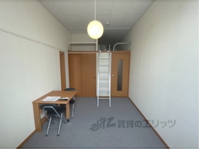 居室・リビング　リビング