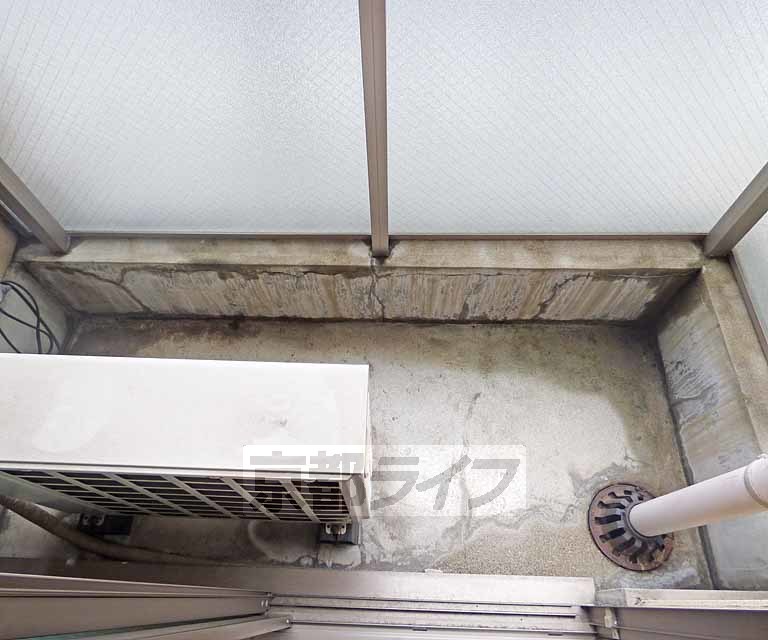 バルコニー　広々としたバルコニーです。