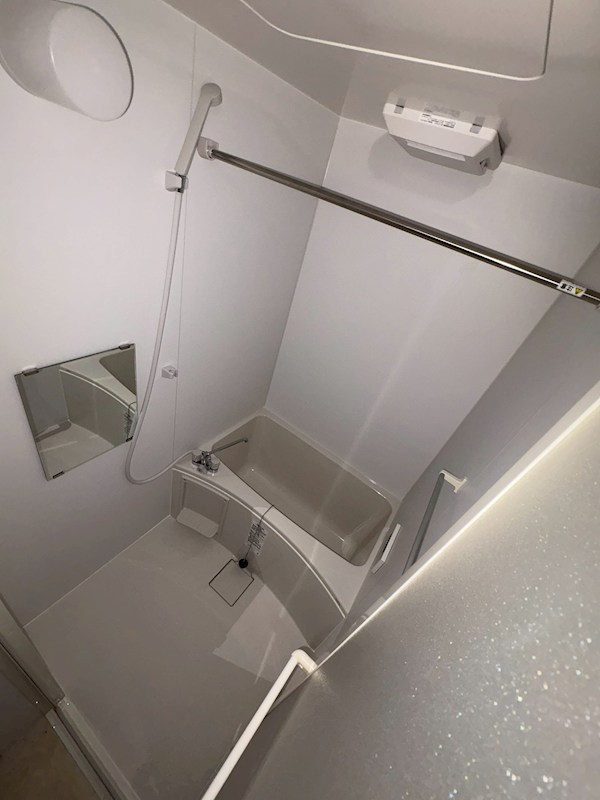 バス・シャワールーム　同施工会社様別物件の写真になります。