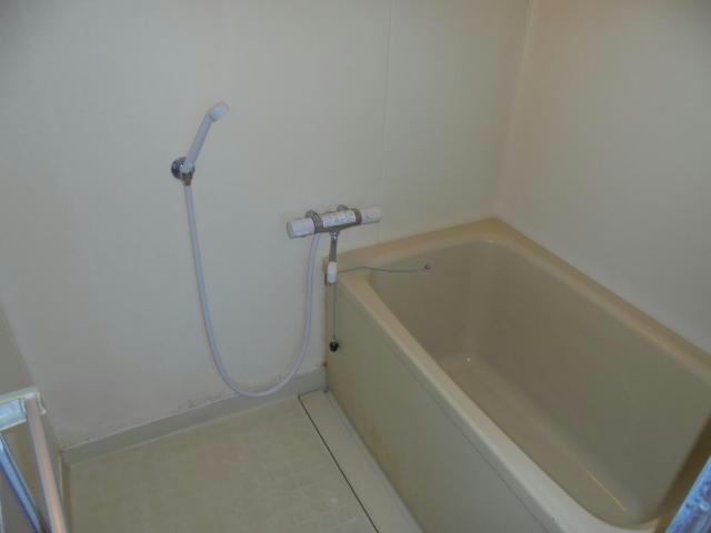 バス・シャワールーム　浴室