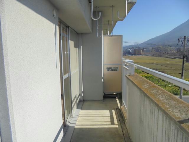 バルコニー　ベランダ