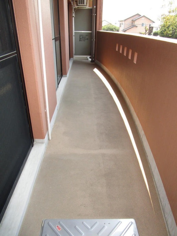 バルコニー　図面と現状に相違がある場合には現状を優先