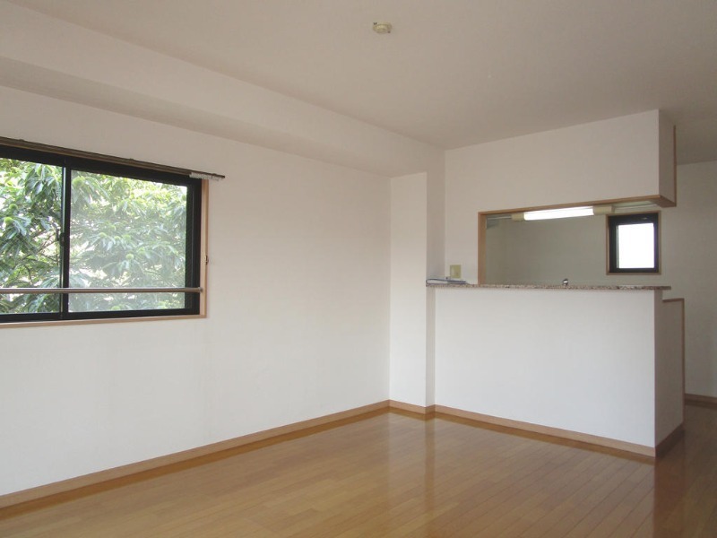 居室・リビング　図面と現状に相違がある場合には現状を優先