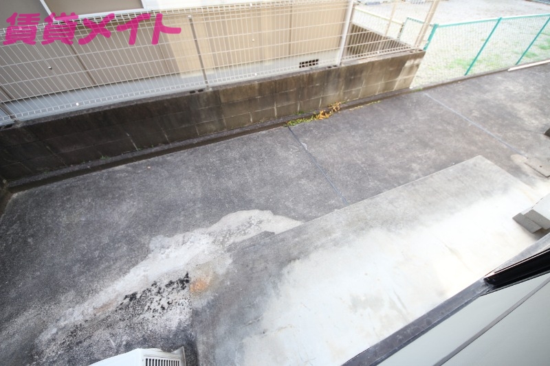 庭　同物件別室写真