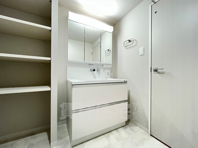 洗面設備　203号室写真