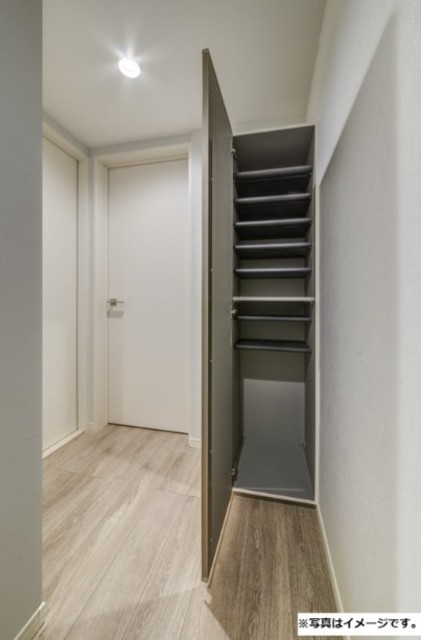 玄関　同仕様タイプ