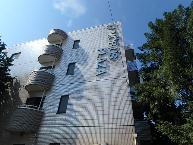 建物外観　★４００ｍ圏内スーパー・コンビニがあり買物便利★