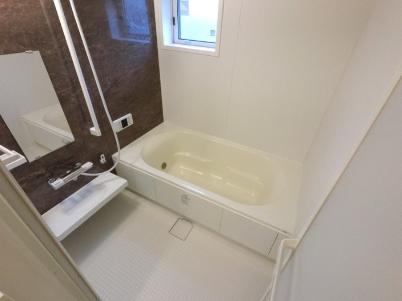 バス・シャワールーム　図面と現状に相違がある場合には現状を優先