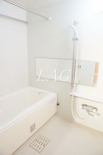 バス・シャワールーム　お風呂です。