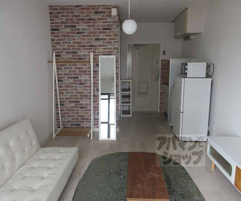 居室・リビング　オシャレな家具のついたお部屋です！