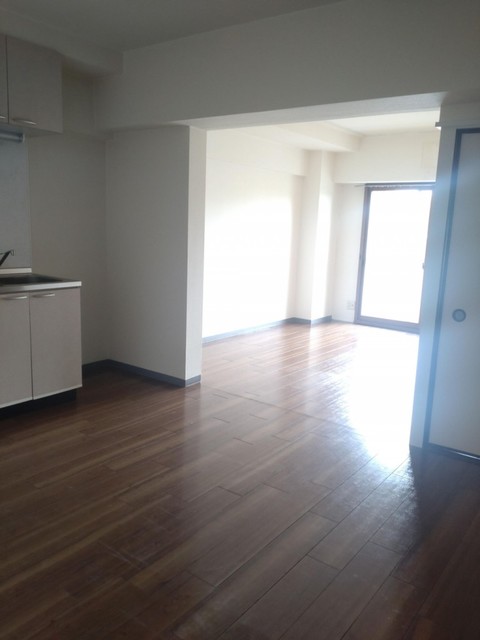 居室・リビング　【リビングダイニング】現況を優先します。