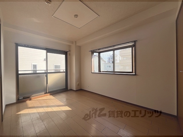 居室・リビング　洋室