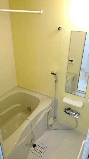 バス・シャワールーム　バス