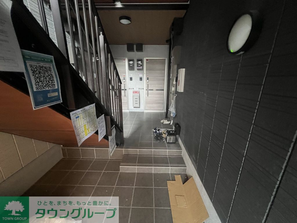 エントランス　エントランス