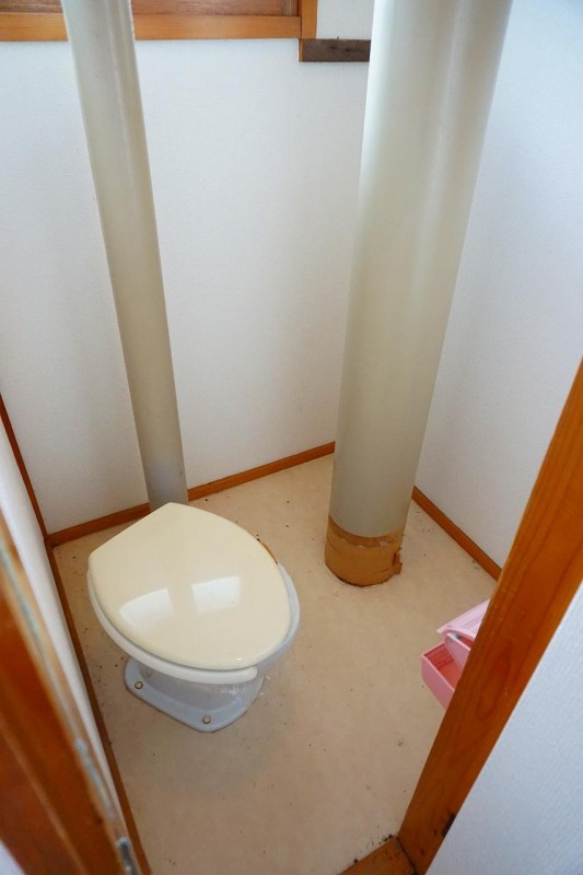 トイレ　トイレ