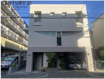 建物外観　オートロックで女性にも安心です。