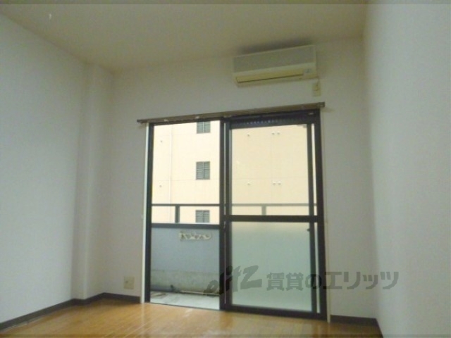 居室・リビング　洋室