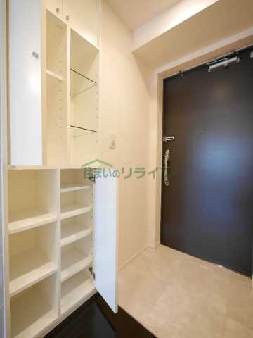 玄関　プライマル新宿若松町（旧：イプセ新宿若松町） 1402