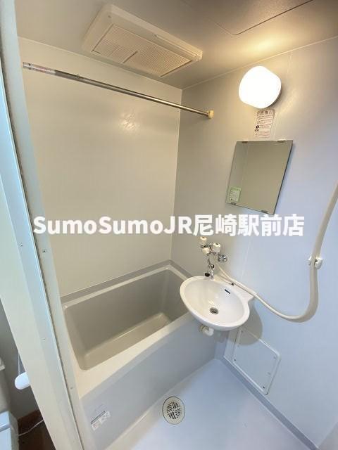 バス・シャワールーム　お風呂で日々の疲れを落としましょう