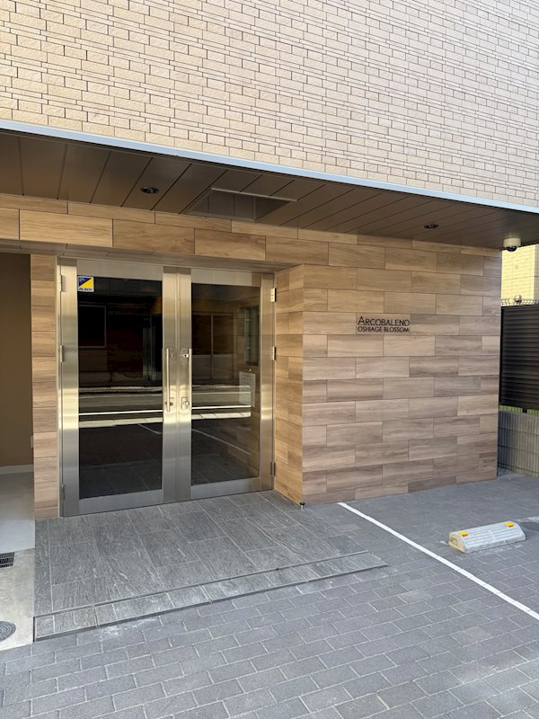 エントランス　エントランス