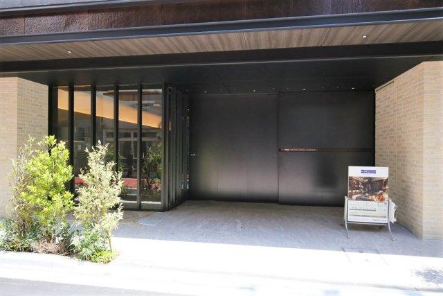 エントランス　エントランス