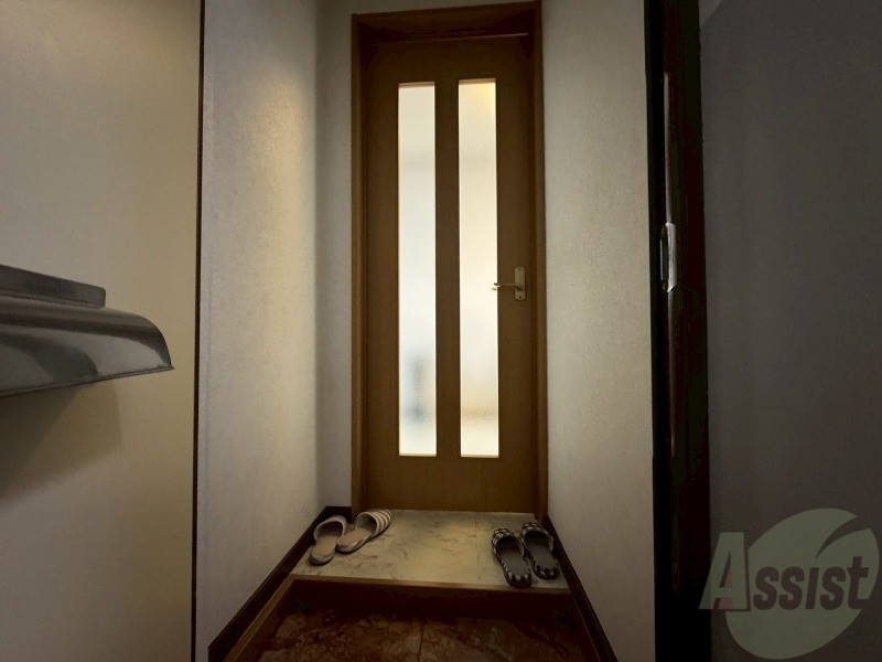 玄関　玄関の様子です。明るい印象ですね。気分もあがりそう。