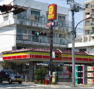 コンビニ　デイリーヤマザキ 善福寺店（コンビニ）まで42m