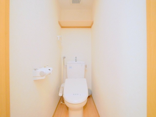 トイレ　ウォシュレットあります☆