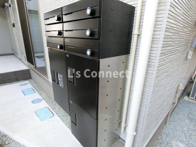 その他共有部分　宅配ＢＯＸ付きでいつでも荷物を受け取れます。