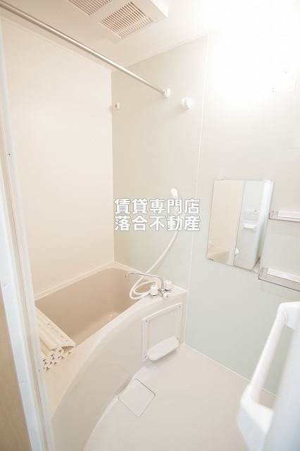 バス・シャワールーム　浴室乾燥機付き