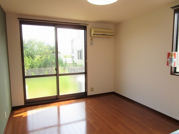 居室・リビング　リビング１０．７帖