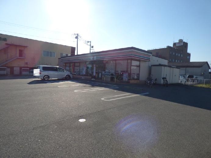 コンビニ　セブン－イレブン甲府国母４丁目店（コンビニ）まで872m