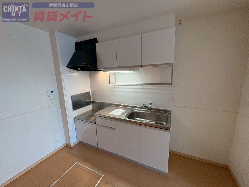 キッチン　同型反転参考写真