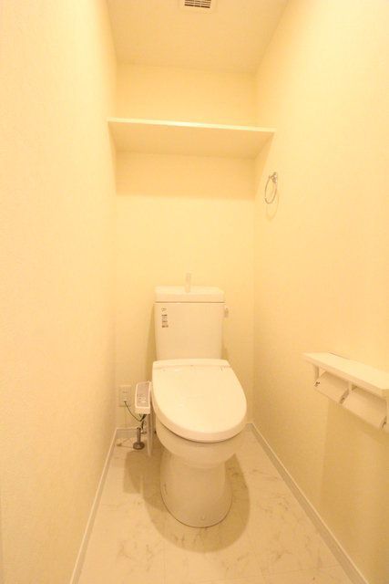 トイレ　落ち着いたトイレです