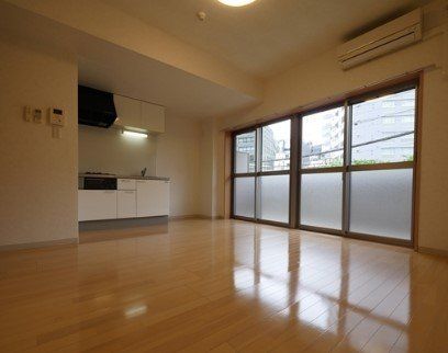 居室・リビング　参考画像　別住戸の写真です。