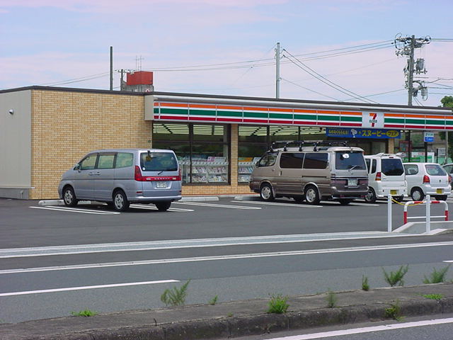 コンビニ　セブンイレブン福山大門３丁目店（コンビニ）まで193m