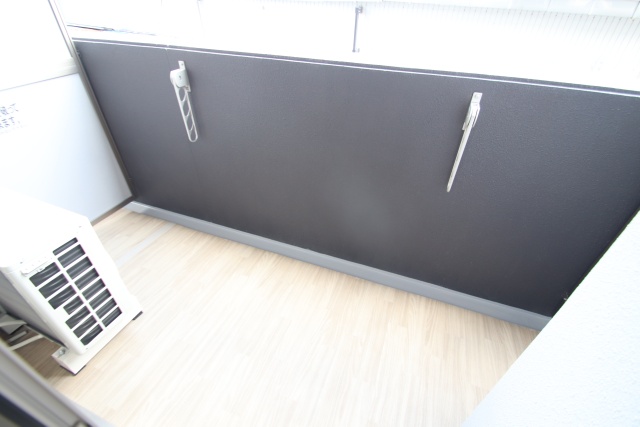 バルコニー　※別室の参考写真の為、現況優先です。