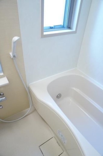 バス・シャワールーム　別部屋のお写真です