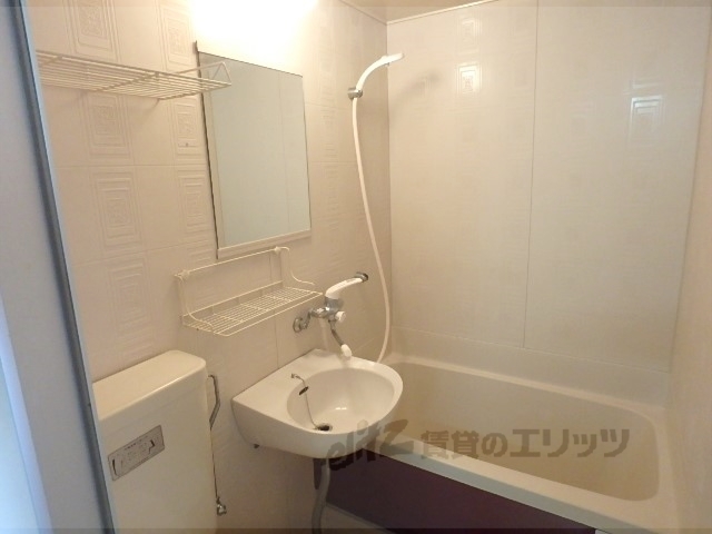 バス・シャワールーム　ユニットバス