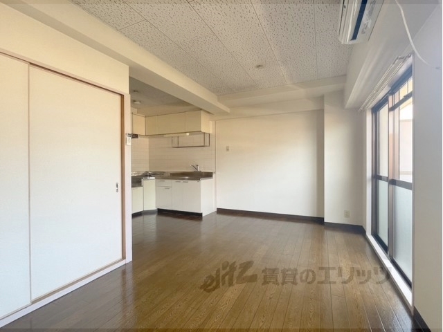 居室・リビング　洋室