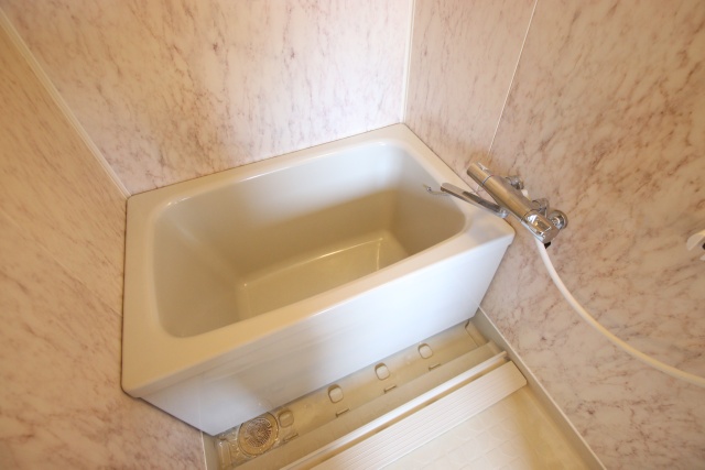 バス・シャワールーム　別室の参考写真です。※現況優先