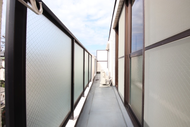 バルコニー　別室の参考写真です。※現況優先